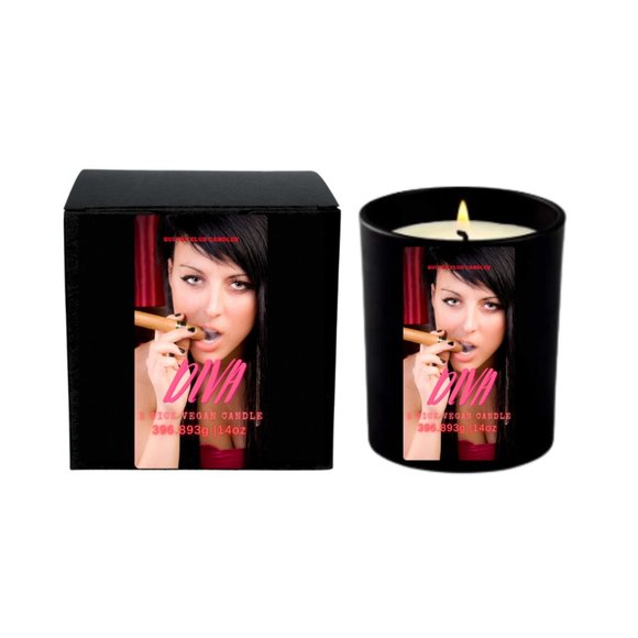 DIVA Type Luxury Candle - Picture 2 of 2